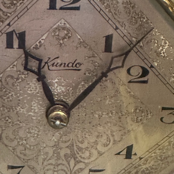 Tabletop Kindo Clock - Picture 1 of 2
